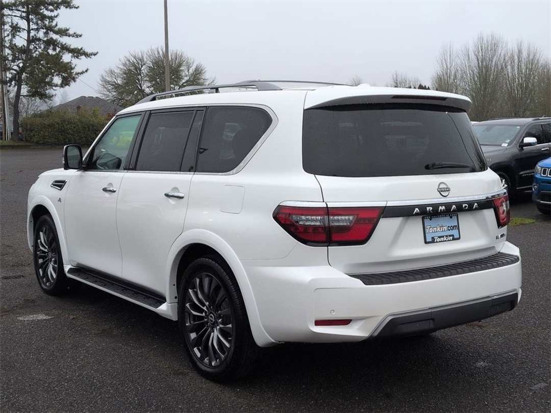 2021 Nissan Armada Platinum - Image 3