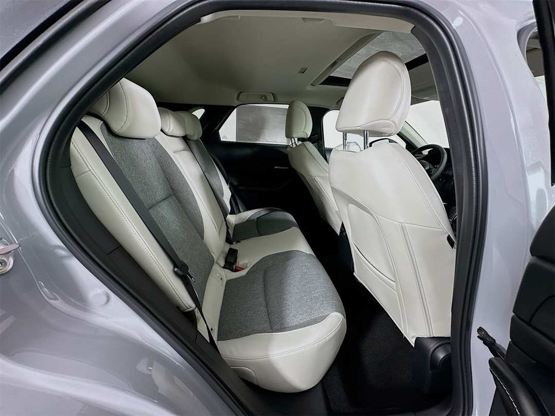 2026 MAZDA Cx-30 2.5 S Aire Edition - Image 28