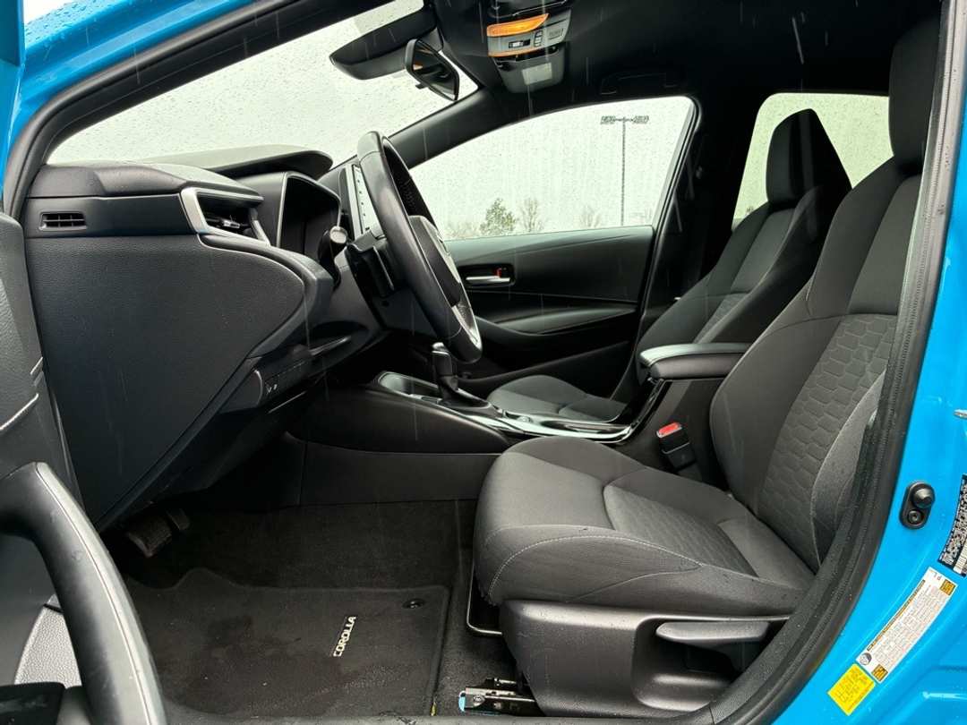 2022 Toyota Corolla SE - Image 9