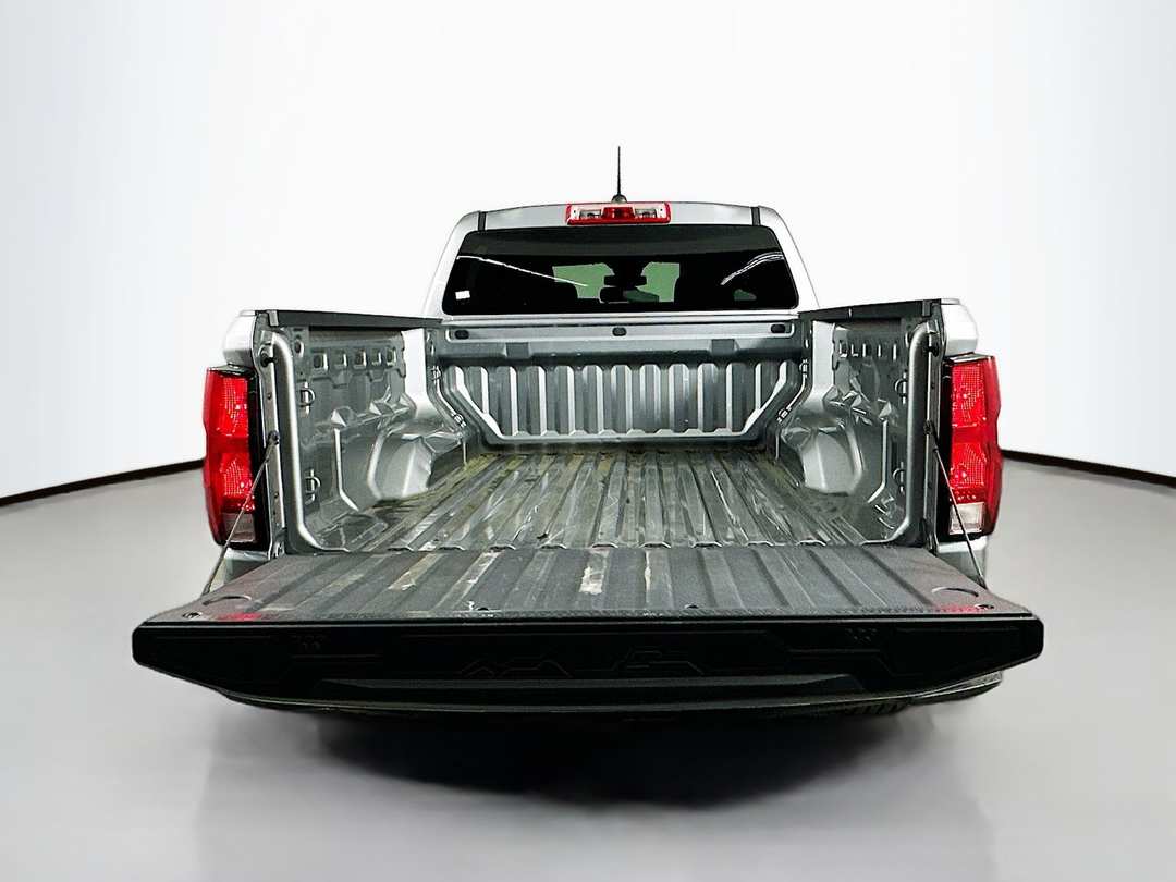 2023 Chevrolet Colorado Work - Image 25