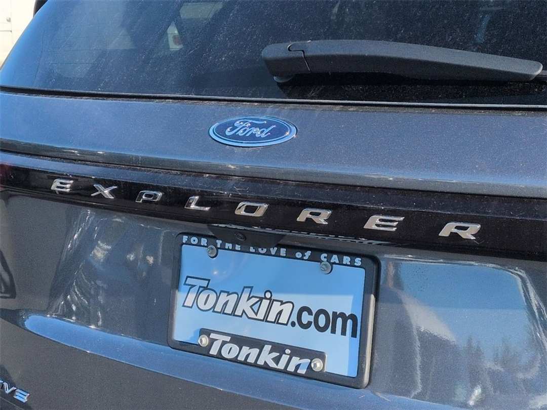 2026 Ford Explorer Active - Image 27