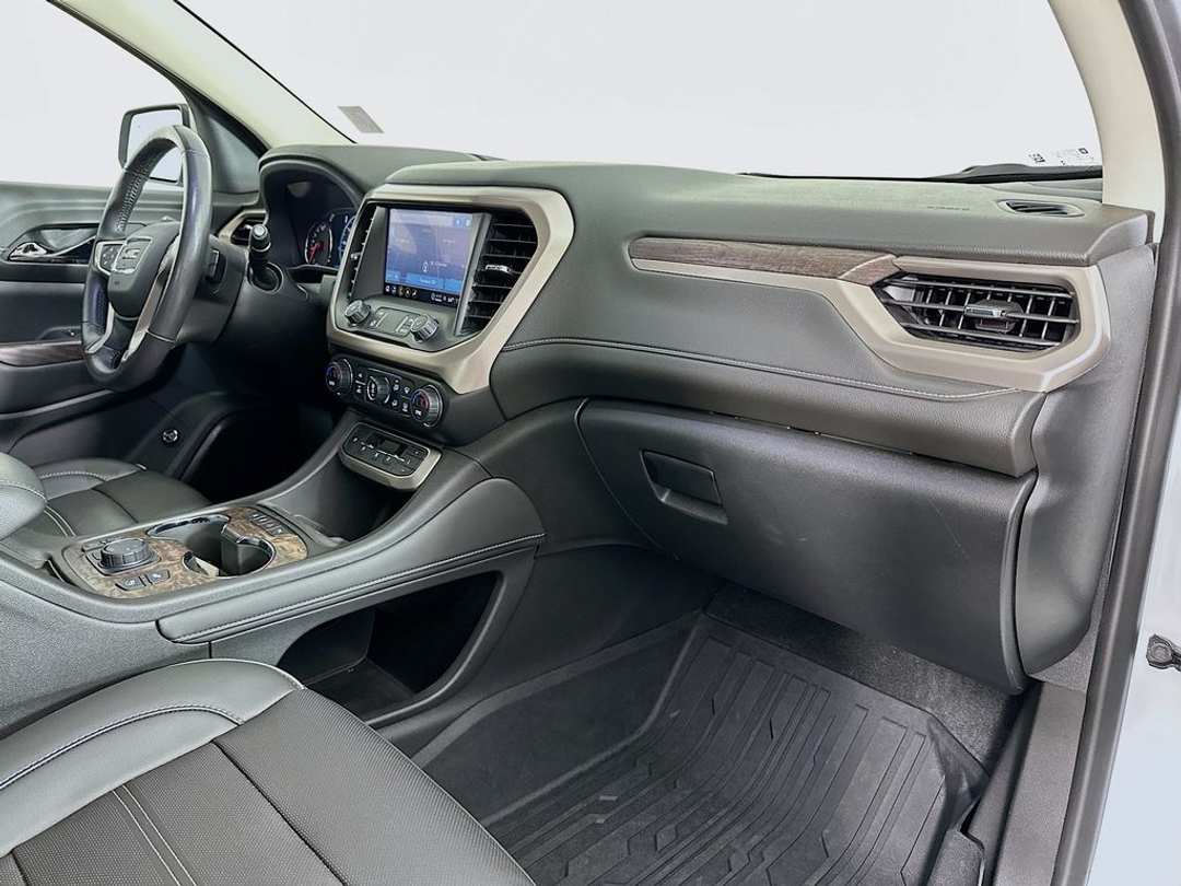 2021 GMC Acadia Denali - Image 33