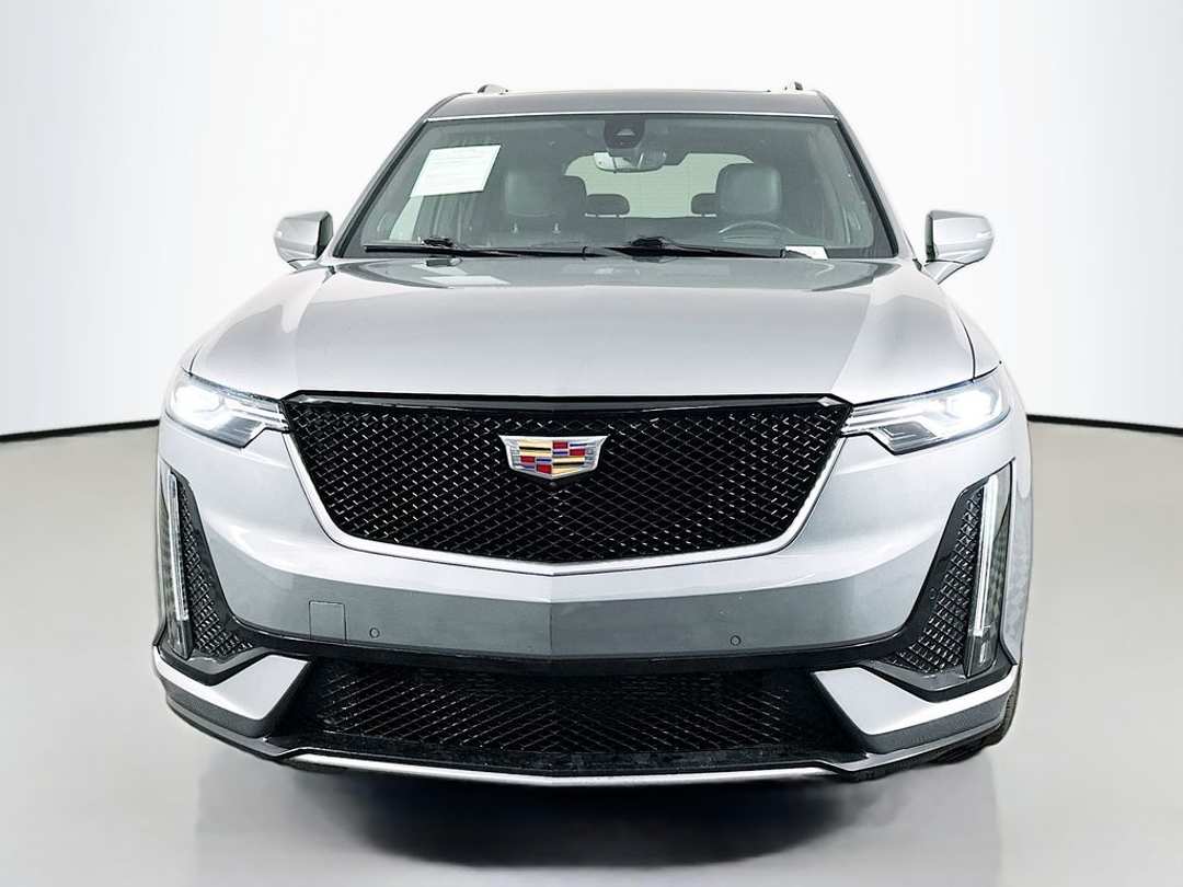 2024 Cadillac Xt6 Sport - Image 2