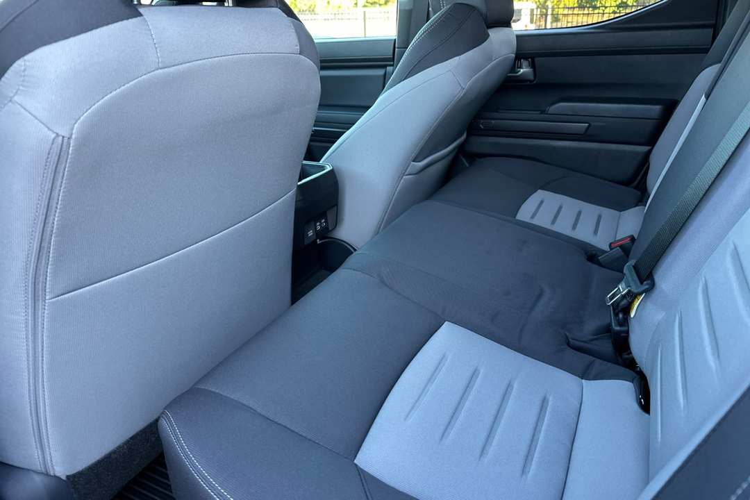 2025 Toyota Tacoma TRD Off Road - Image 12