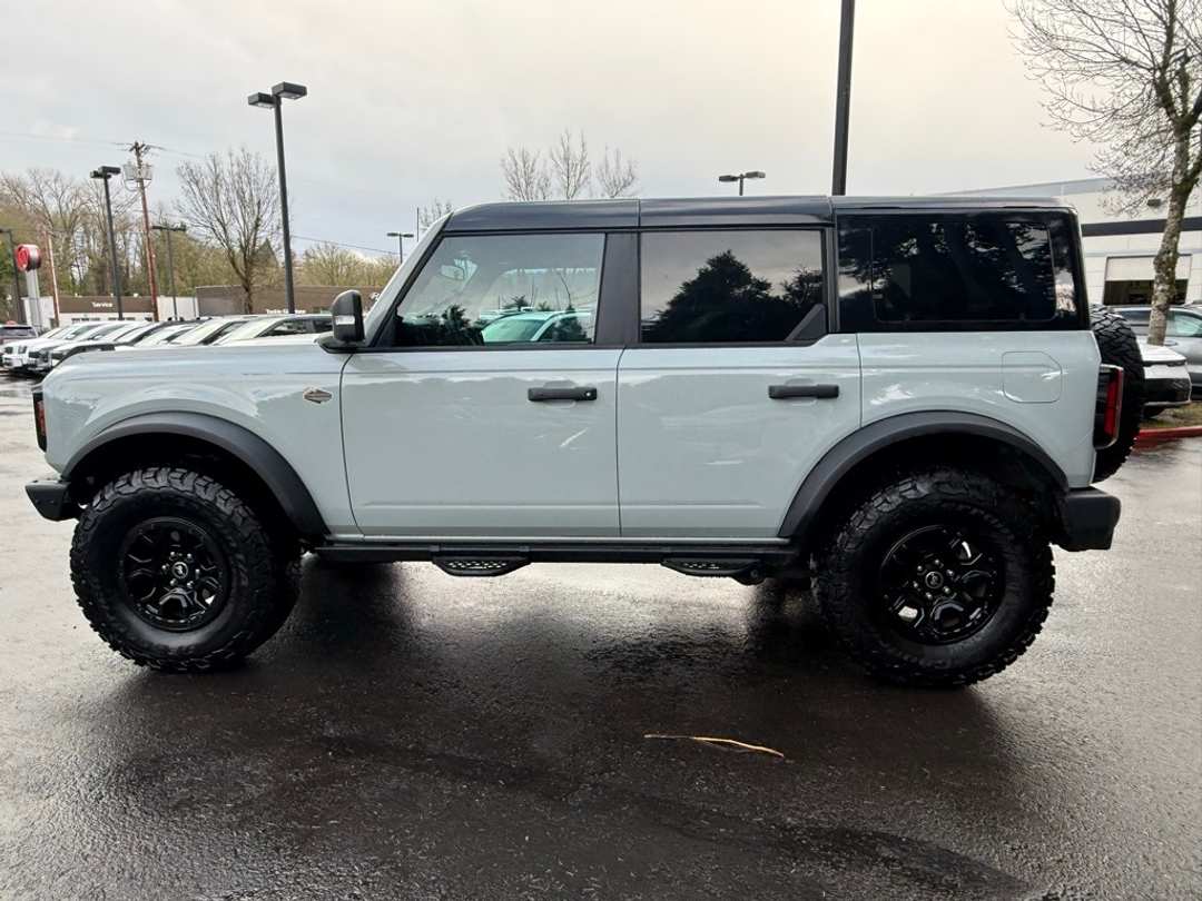 2024 Ford Bronco Wildtrak - Image 10