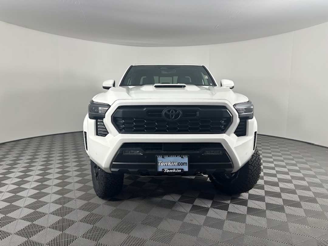 Toyota Tacoma - Image 6