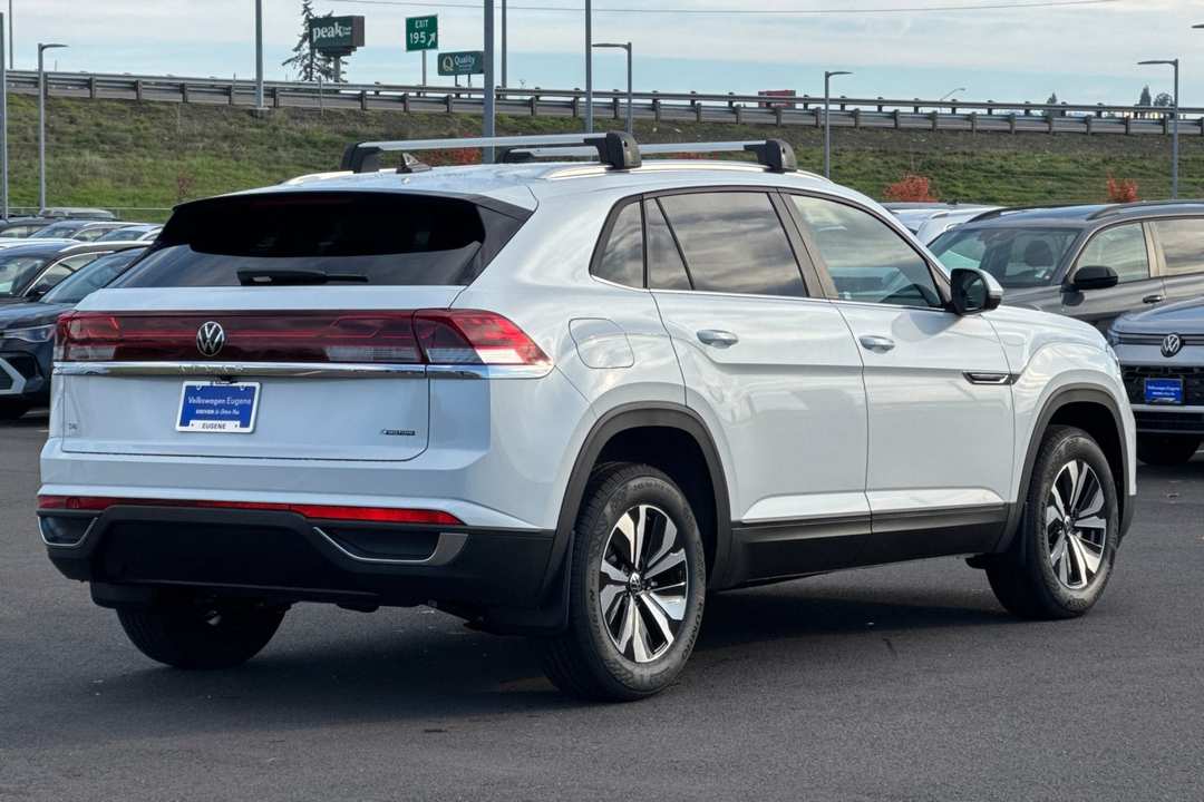 2026 Volkswagen Atlas Cross Sport 2.0T SE - Image 3