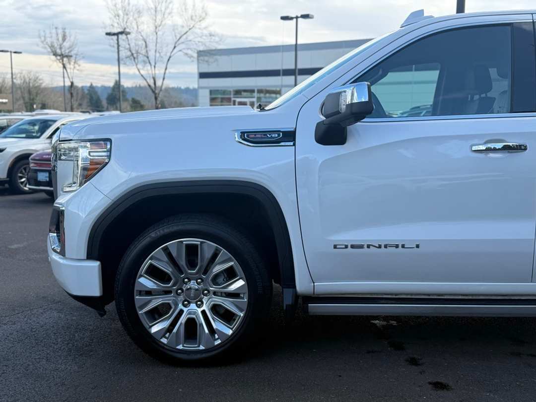 2021 GMC Sierra 1500 Denali - Image 11
