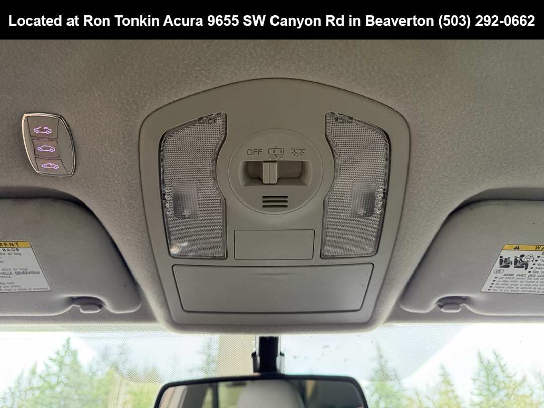 2015 Toyota Prius V Five - Image 27