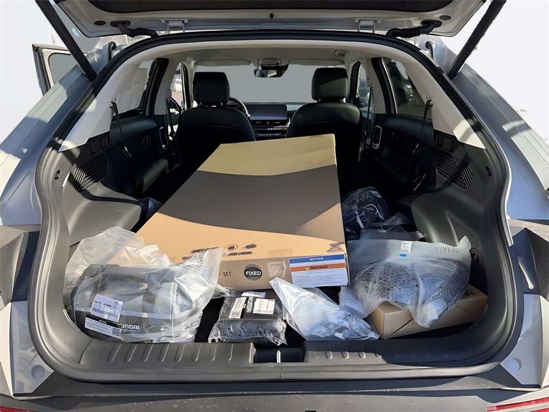 2026 Hyundai Ioniq 5 SEL - Image 10