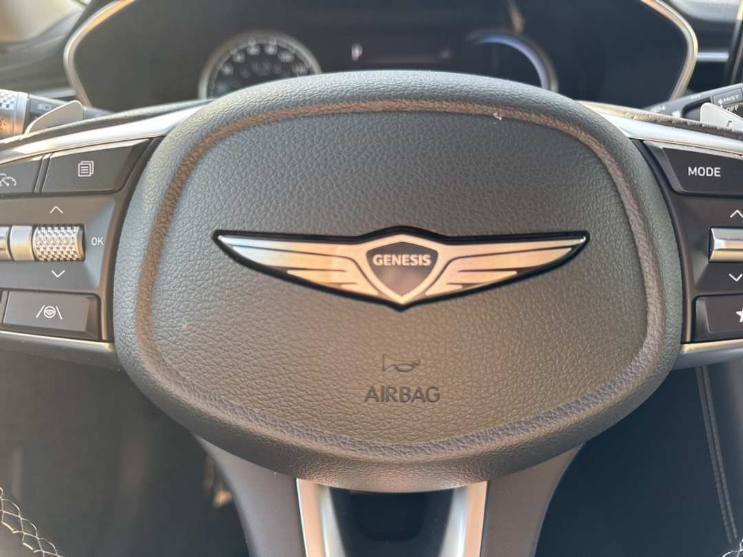 2026 Genesis G70 2.5T - Image 30