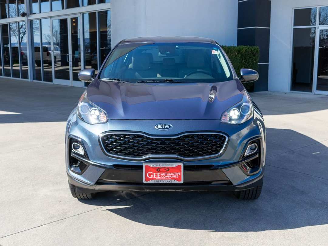 2020 Kia Sportage LX - Image 2
