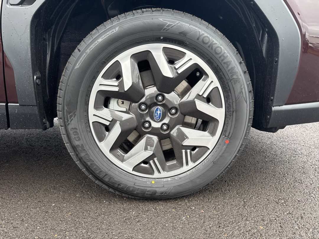 2026 Subaru Forester Premium - Image 9