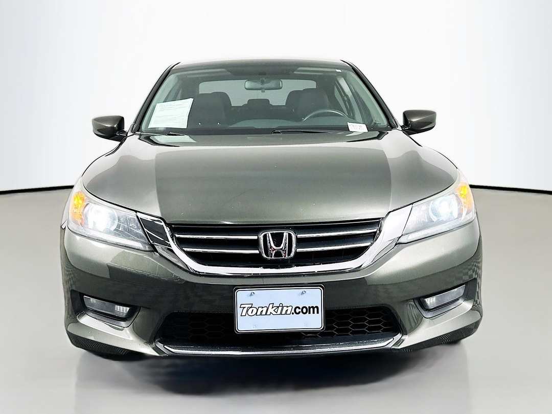 2014 Honda Accord Sport - Image 2