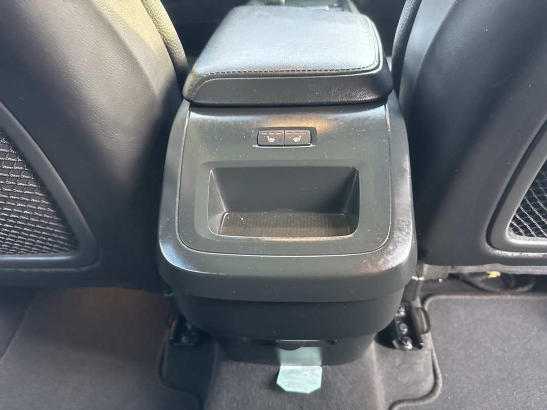2023 Volvo Xc60 B5 Plus Dark Theme - Image 25
