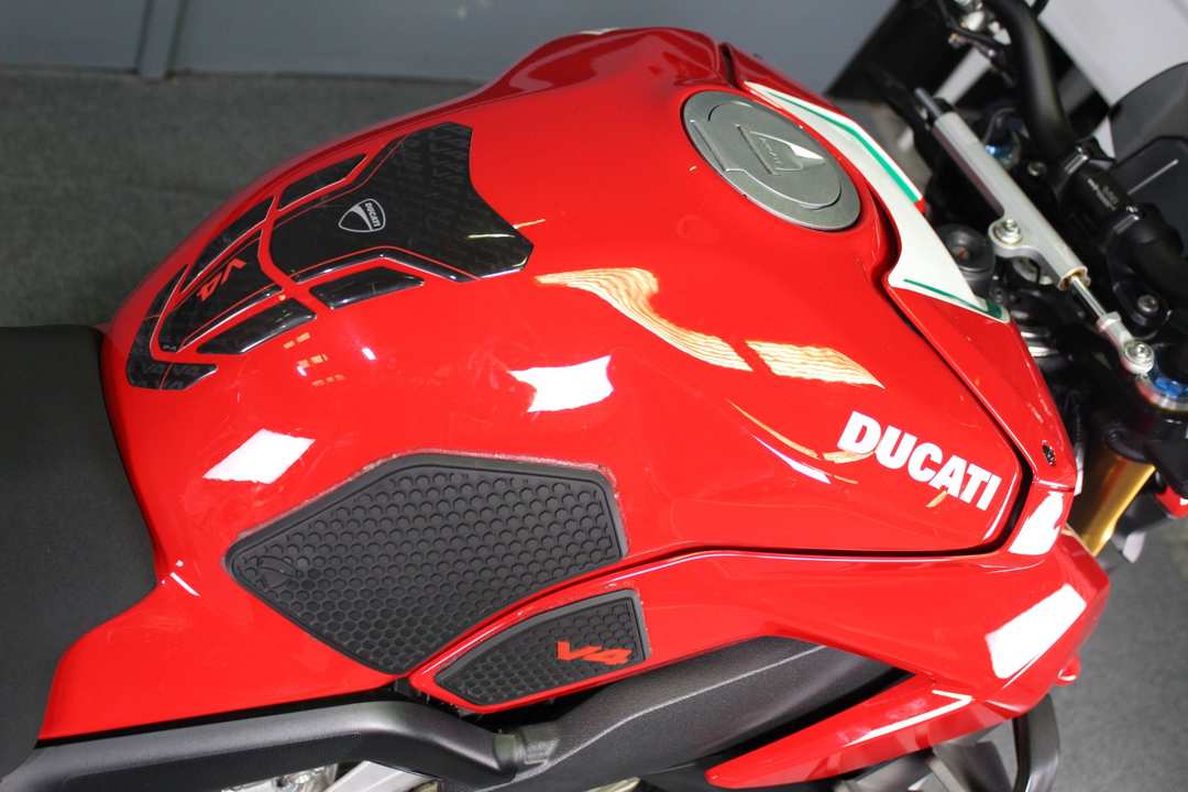 2021 Ducati Streetfighter V4 S - Image 12
