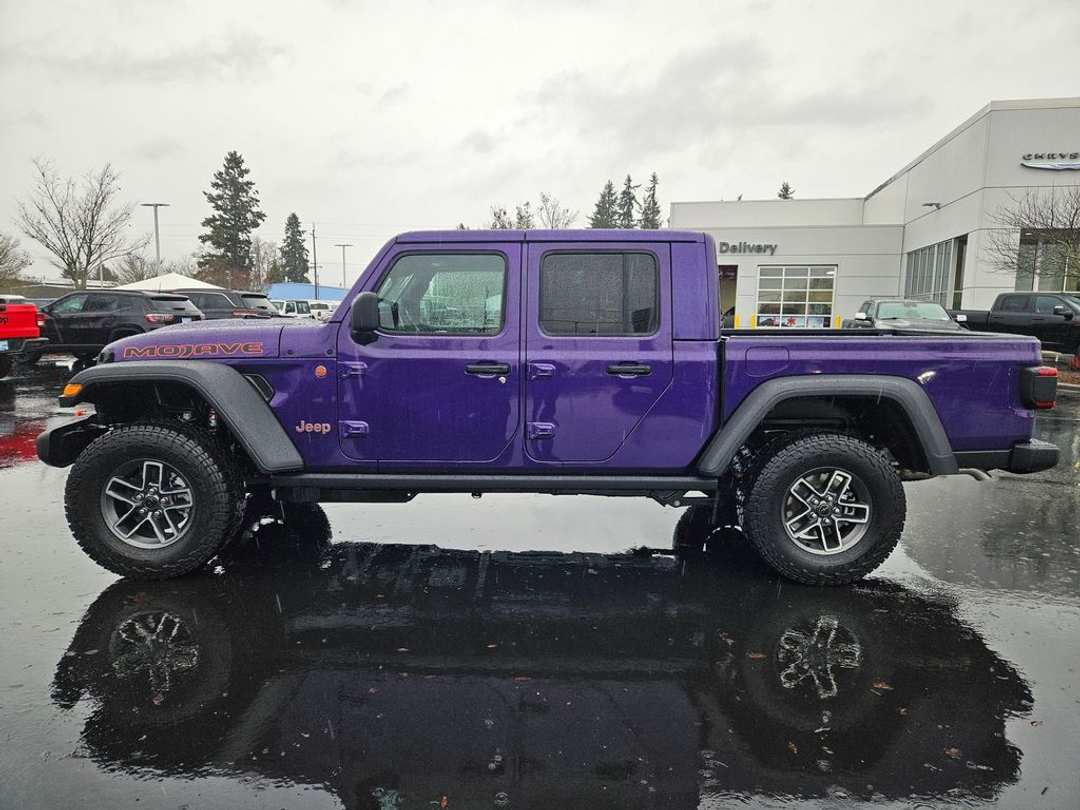 2026 Jeep Gladiator Mojave - Image 3