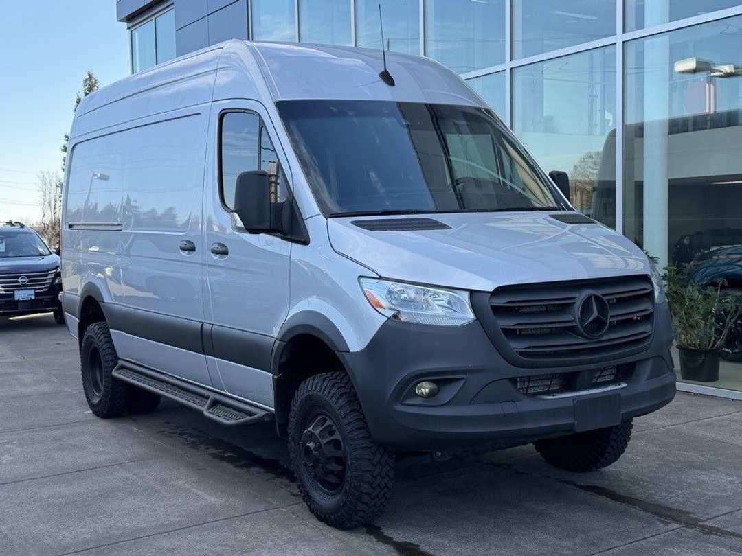 2023 Mercedes-Benz Sprinter 3500 Cargo 144 WB - Image 2