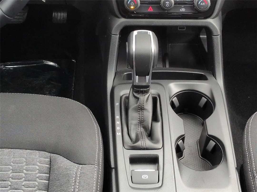 2025 Ford Ranger XLT - Image 16