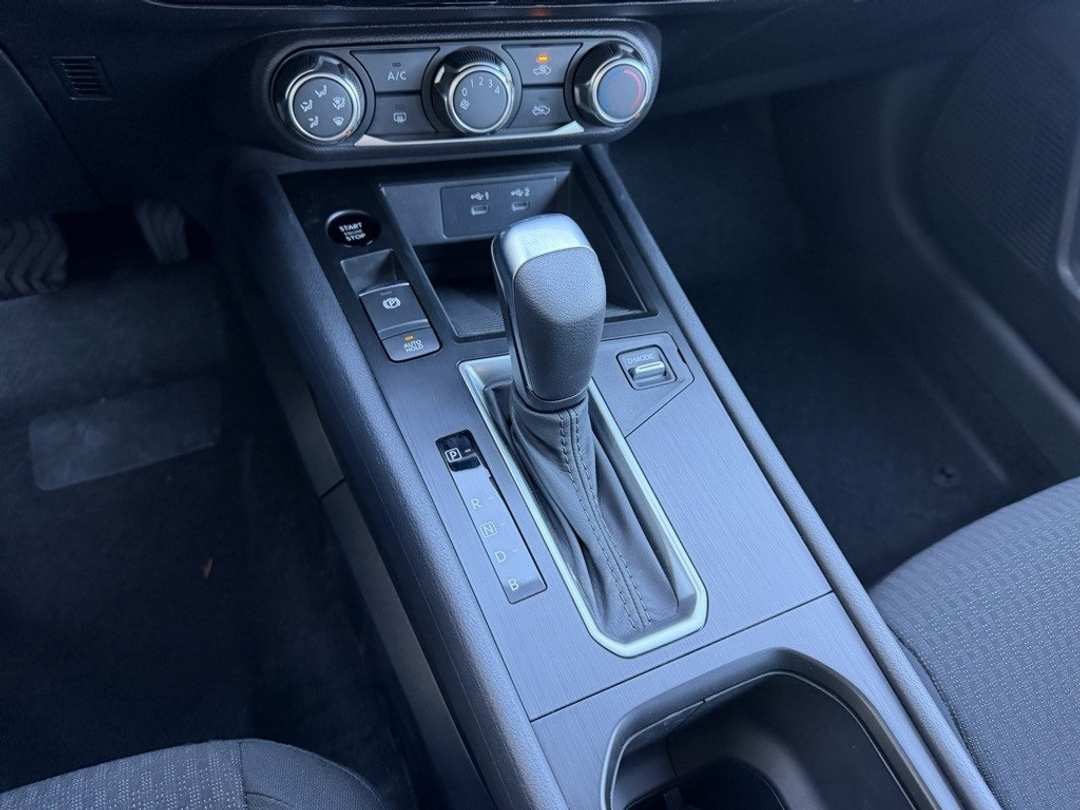 2026 Nissan Kicks S - Image 23