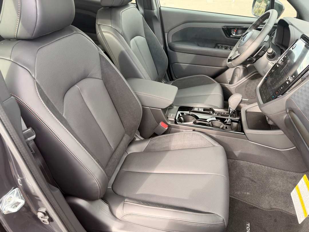 2026 Subaru Forester Touring - Image 29