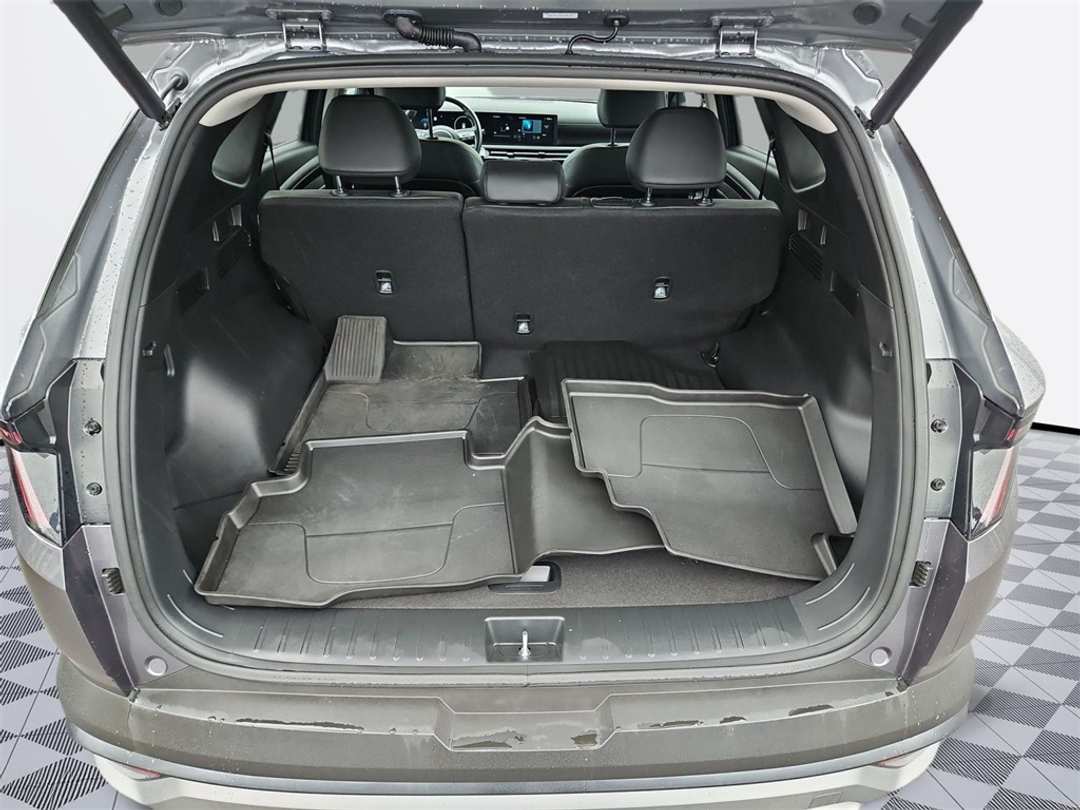 2025 Hyundai Tucson SEL Convenience - Image 24