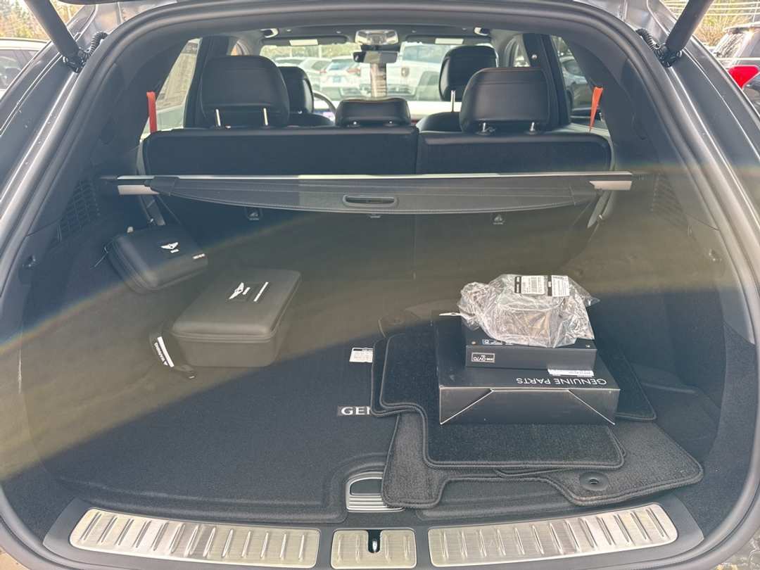 2026 Genesis Gv70 2.5T Sport Prestige - Image 12