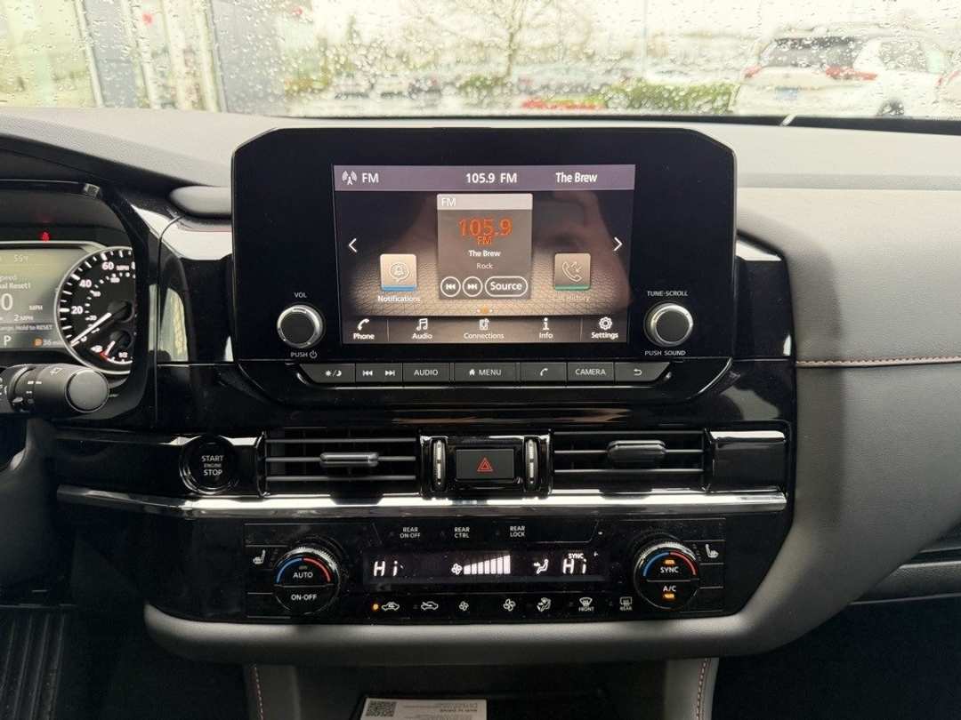 2025 Nissan Pathfinder Rock Creek - Image 22