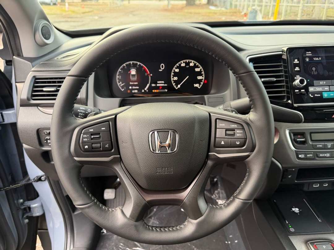 2026 Honda Ridgeline RTL - Image 18