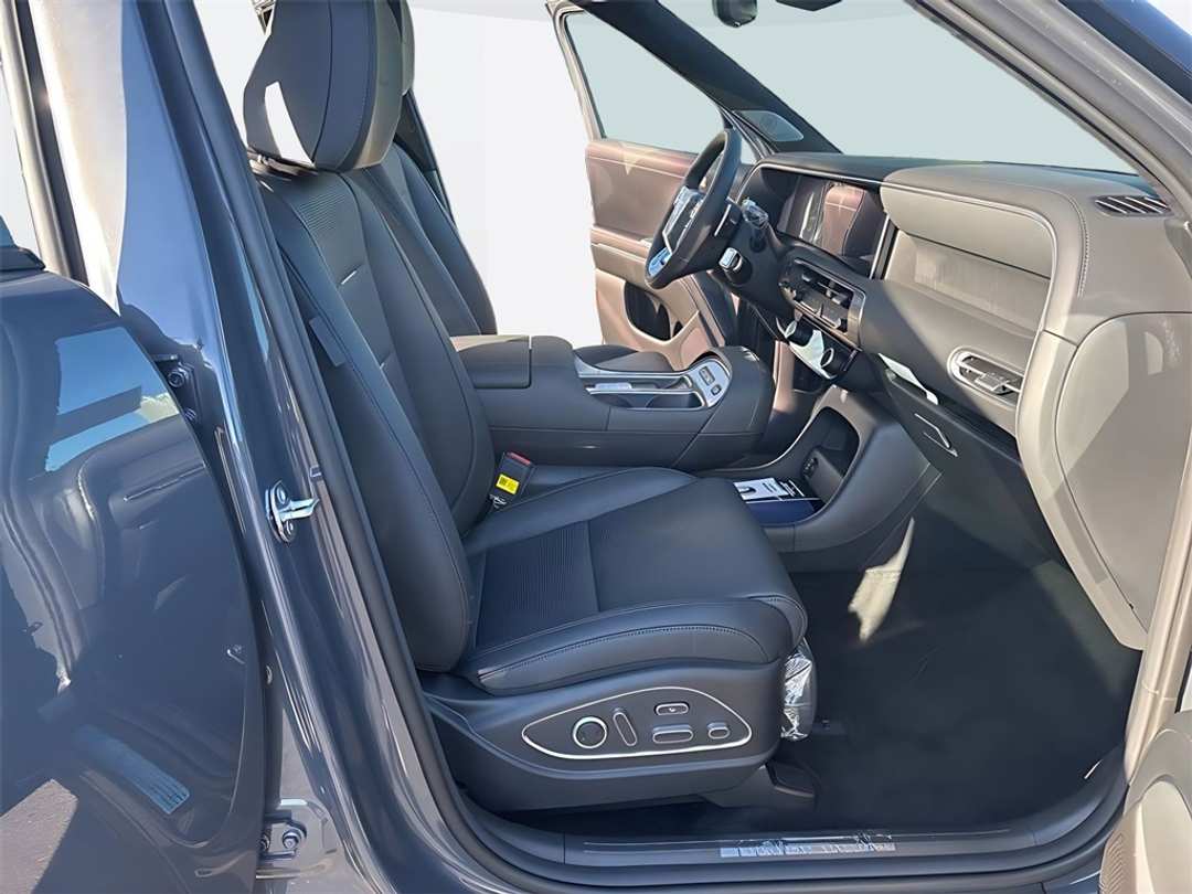 2026 Hyundai Palisade Calligraphy - Image 10