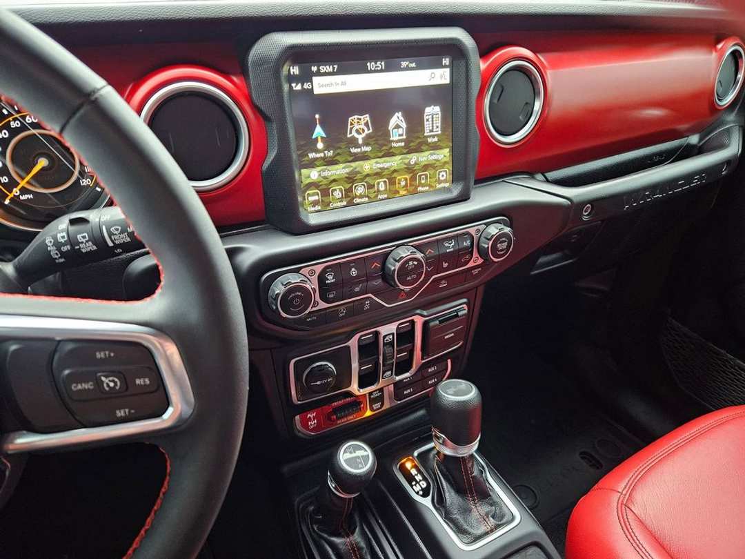 2023 Jeep Wrangler Rubicon - Image 19