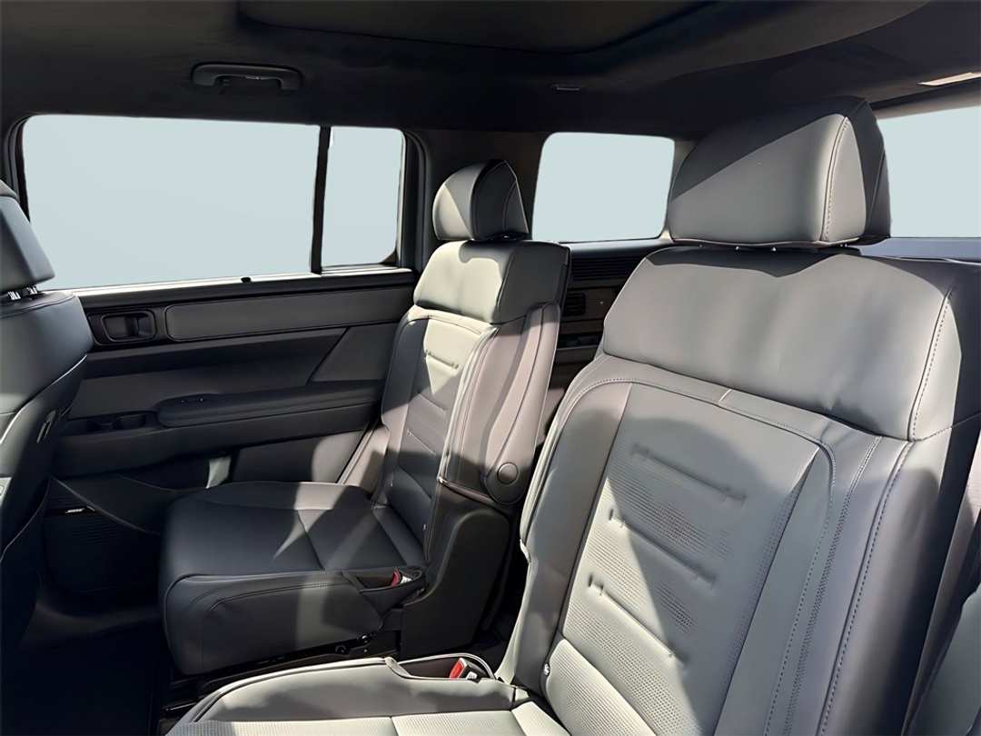 2026 Hyundai Santa Fe Calligraphy - Image 31