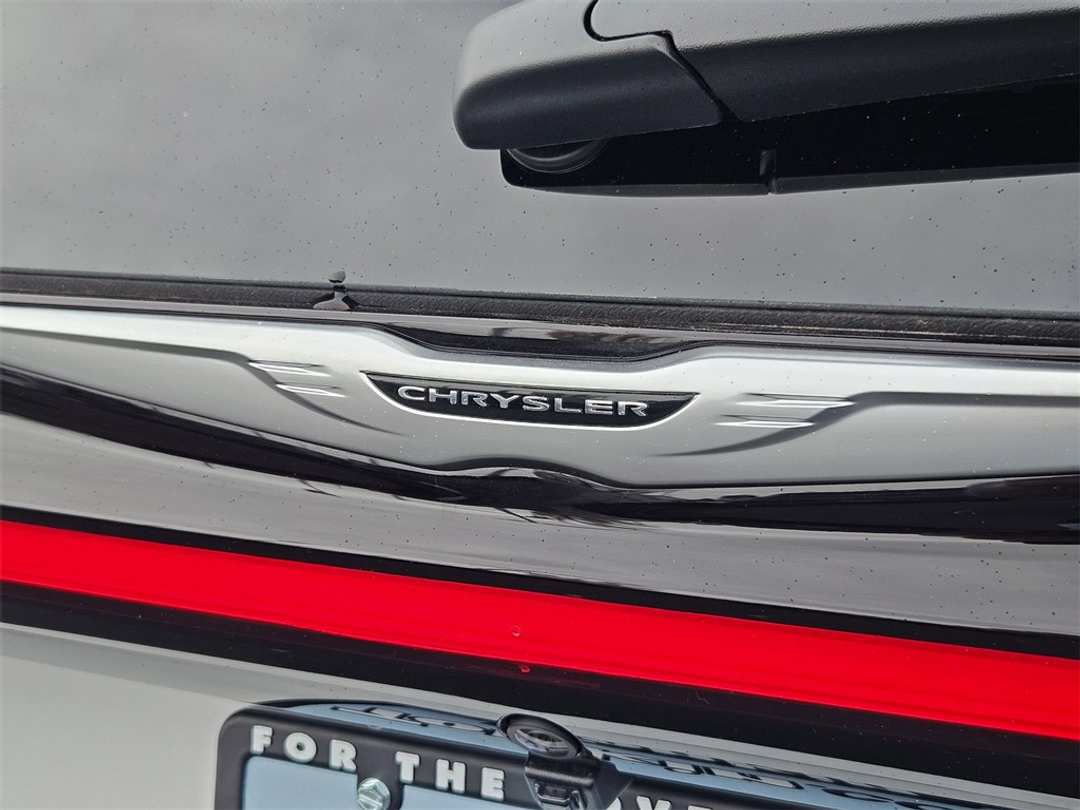 2026 Chrysler Pacifica Select - Image 30