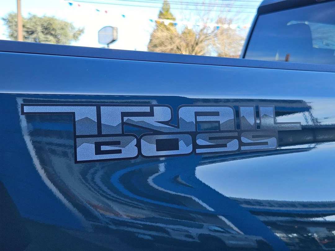 2026 Chevrolet Silverado 3500Hd LT - Image 37