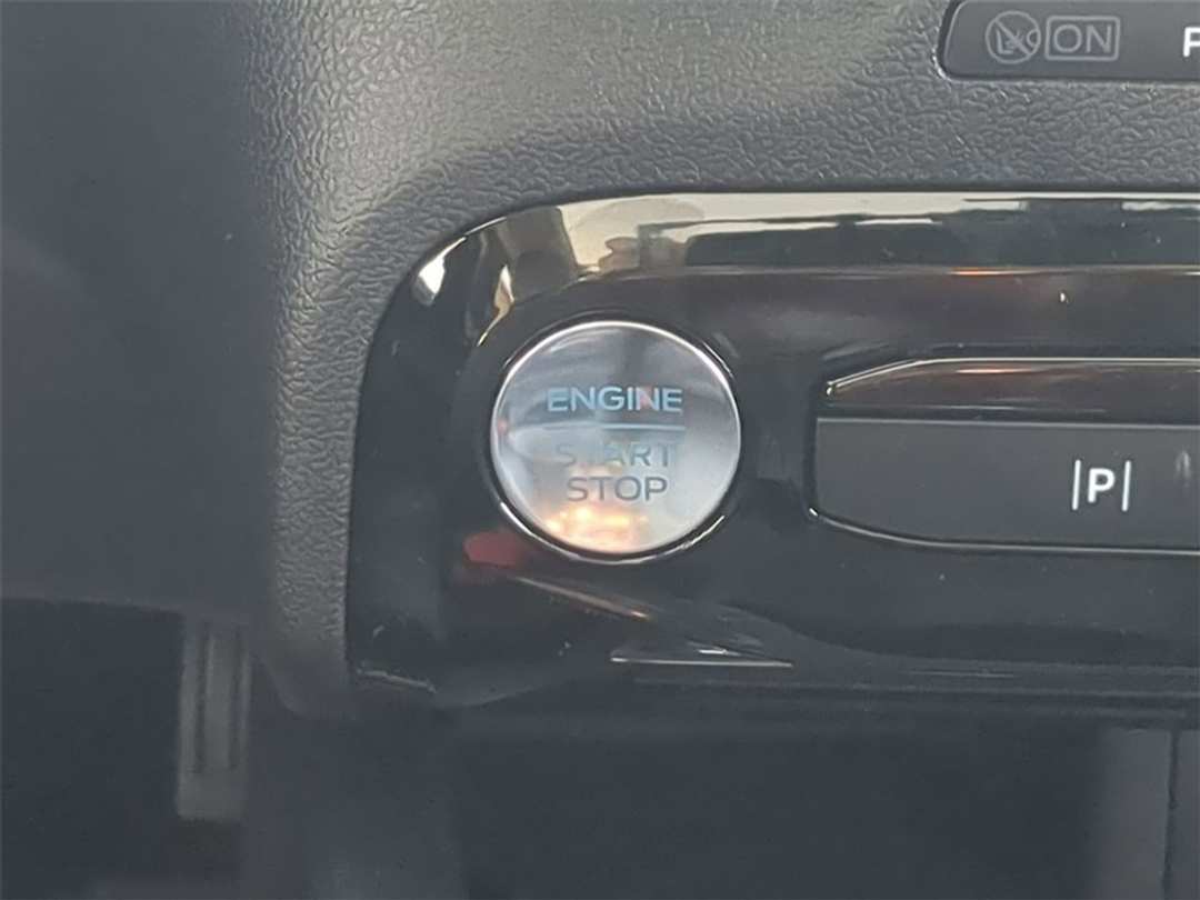 2025 Ford Escape Base - Image 16