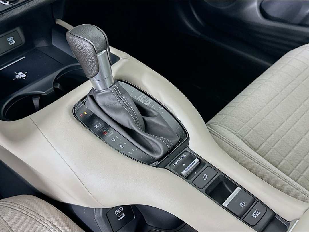 2026 Honda HR-V LX - Image 16