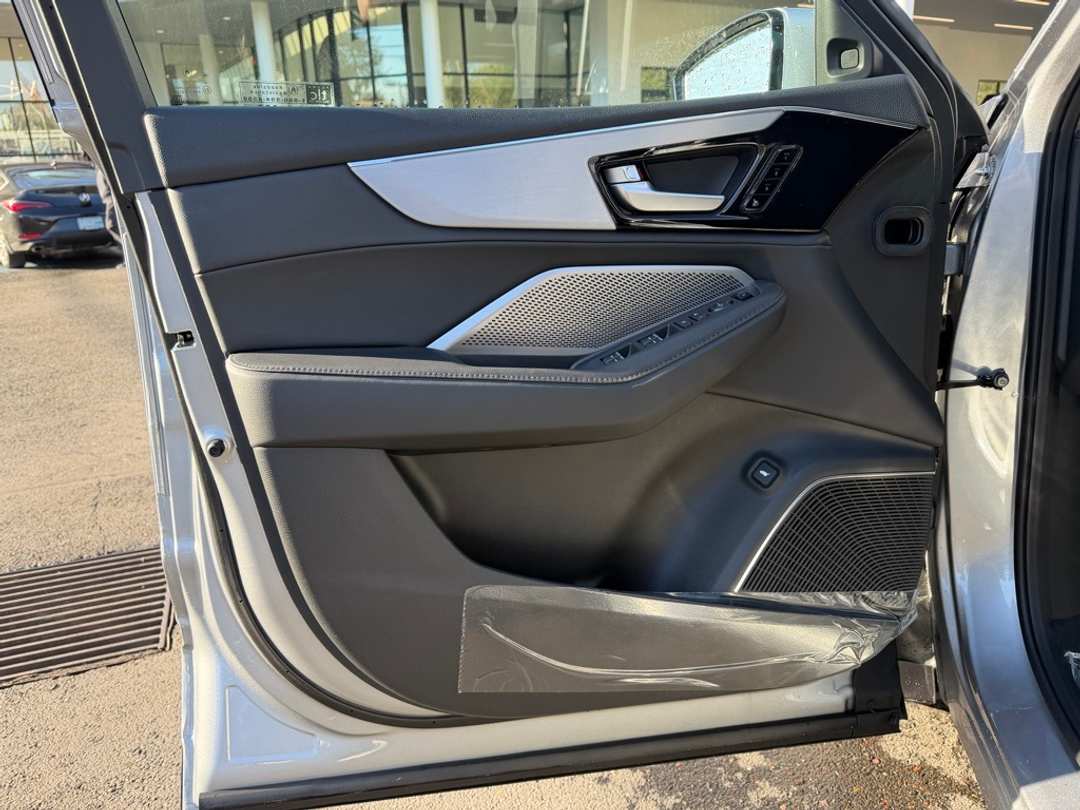 2026 Acura MDX Base - Image 11