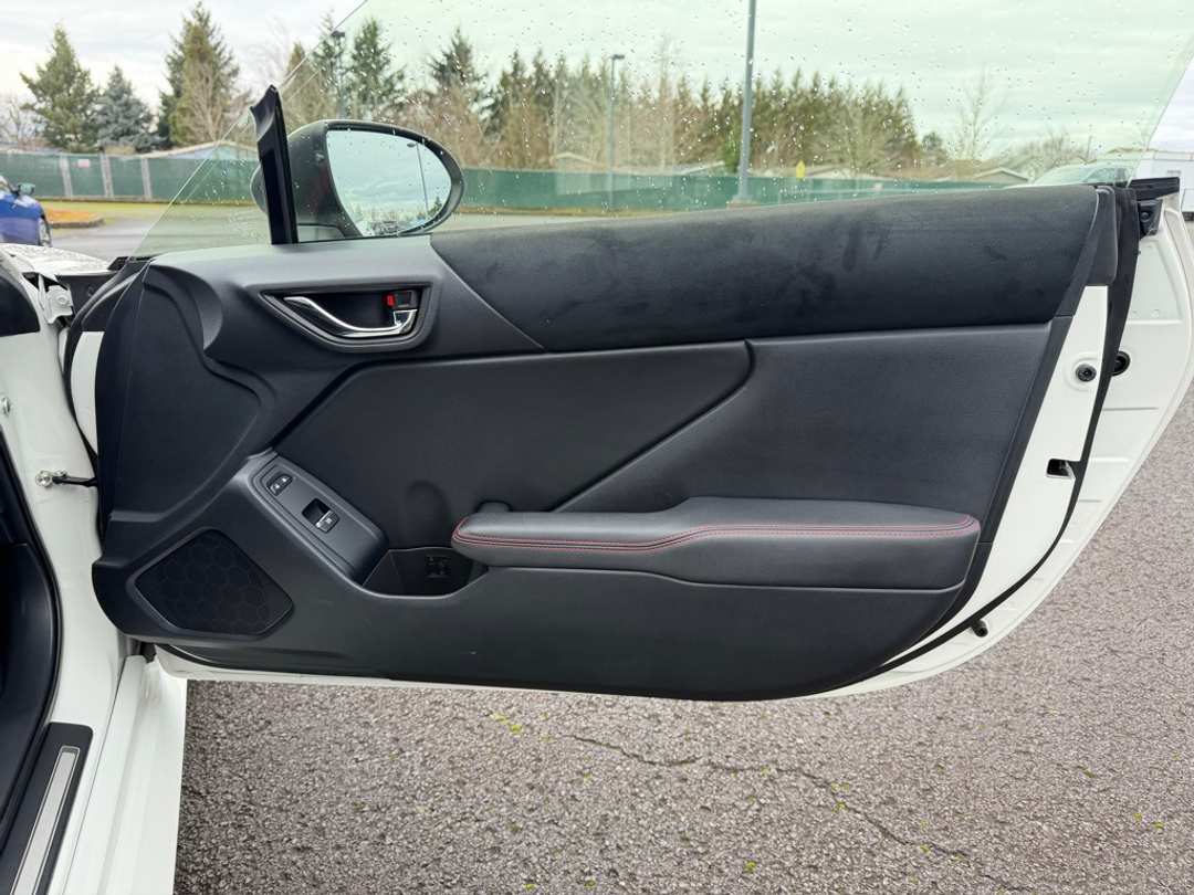 2022 Subaru BRZ Limited - Image 29