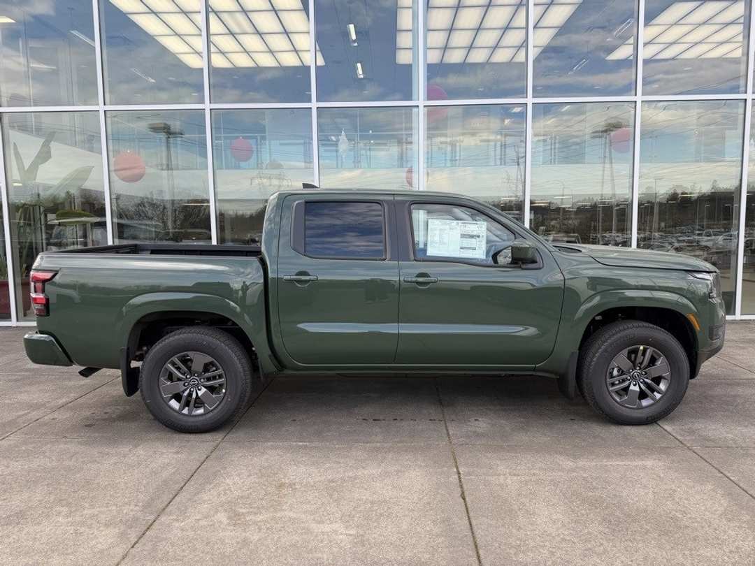 2026 Nissan Frontier SV - Image 13