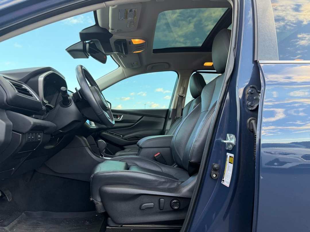 2023 Subaru Ascent Limited - Image 3