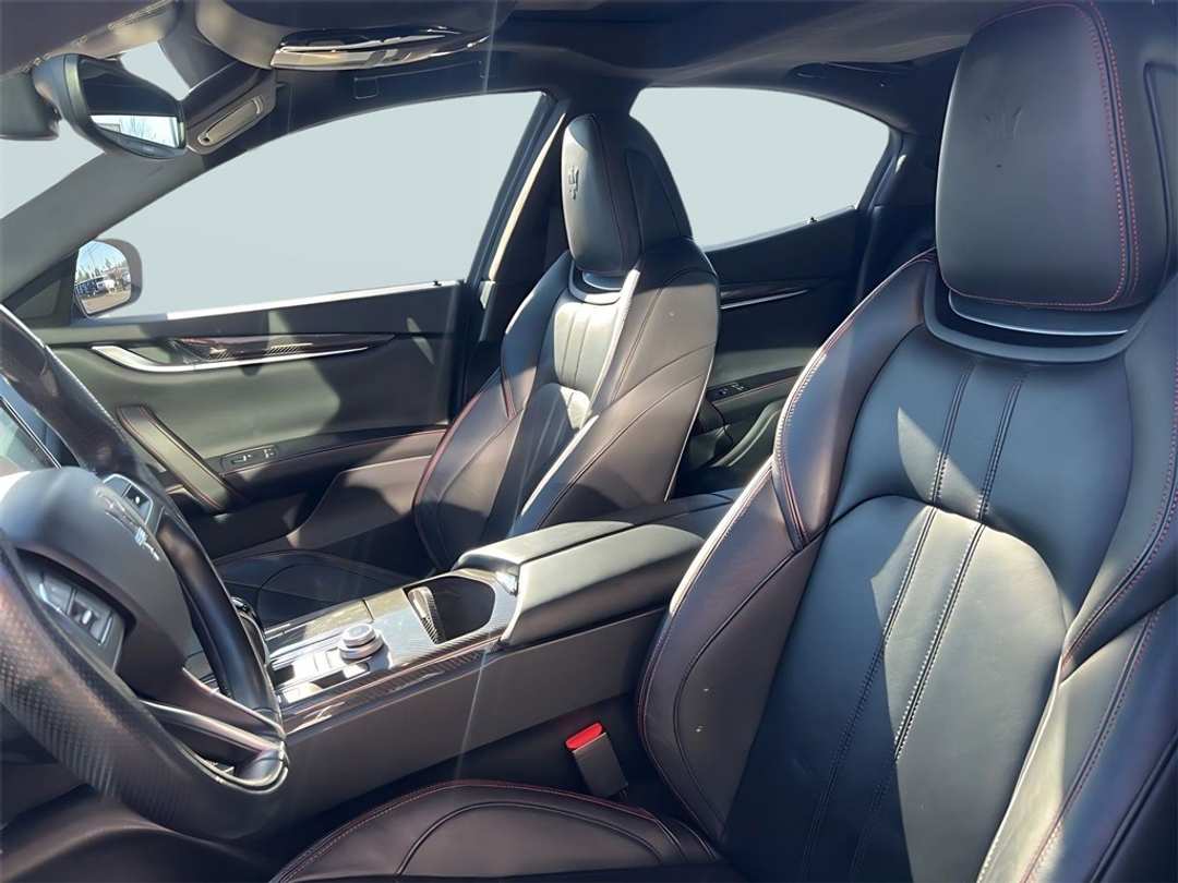 2018 Maserati Ghibli S Q4 GranSport - Image 9