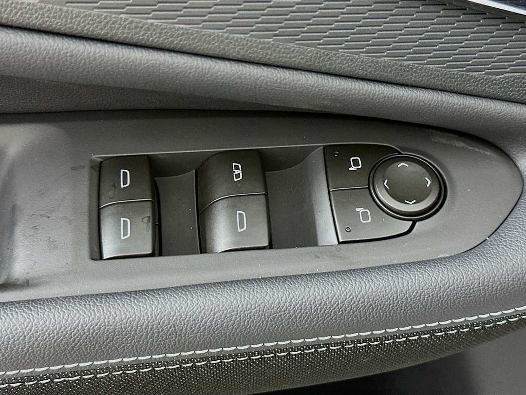 2026 Chevrolet Blazer Ev LT - Image 18