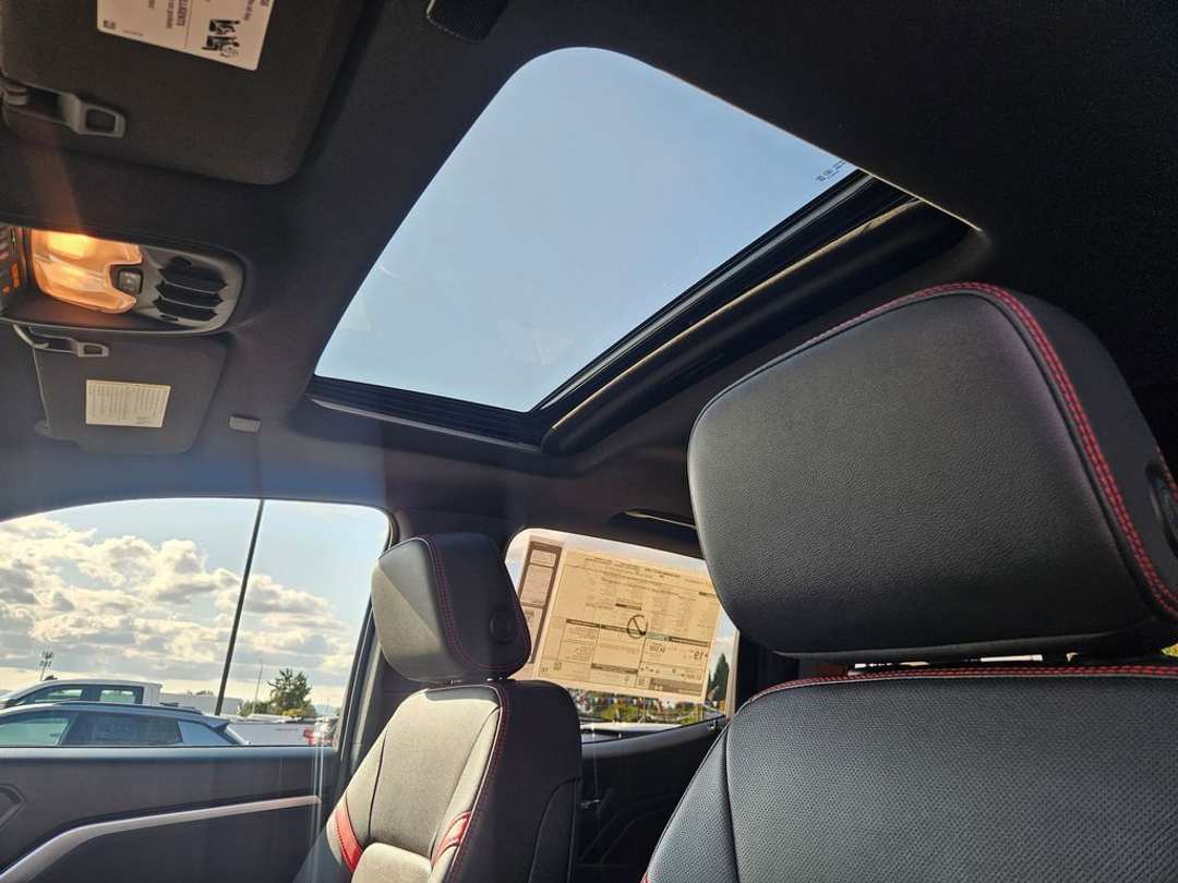 2026 Chevrolet Colorado Z71 - Image 27