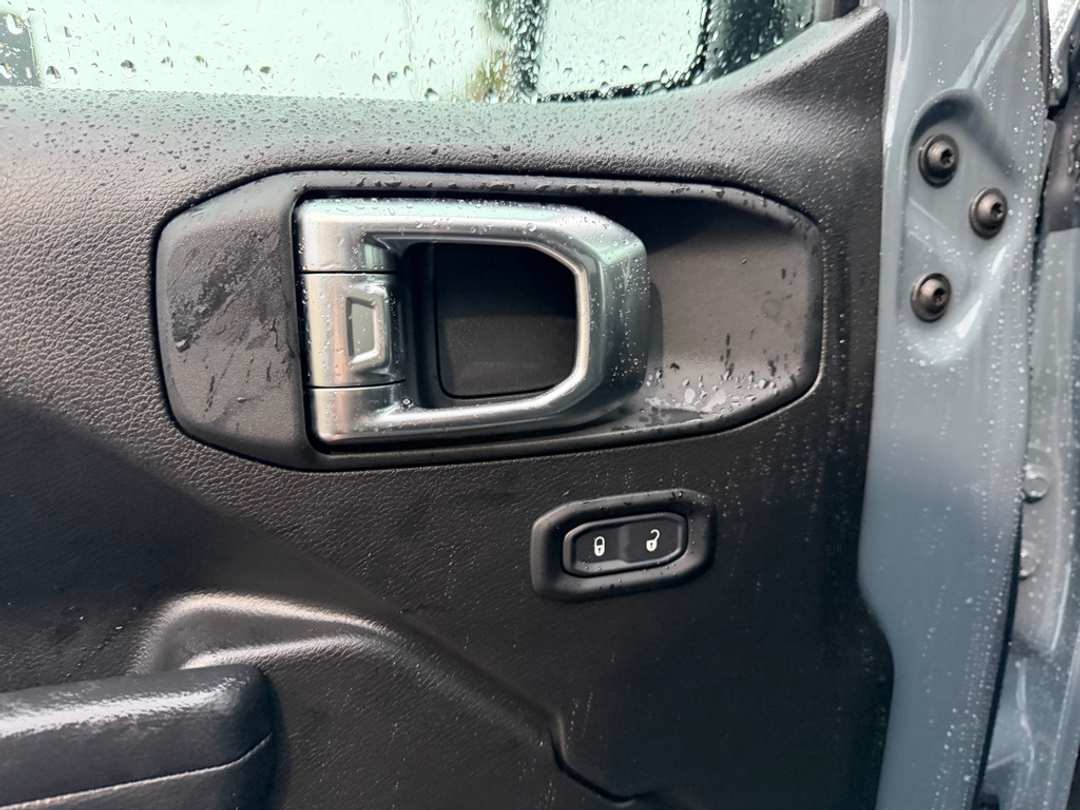 2026 Jeep Wrangler Sport - Image 13