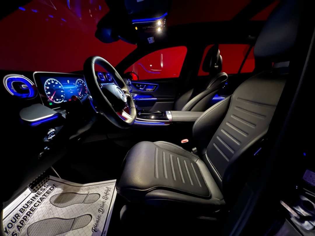 2025 Mercedes-Benz GLC GLC 300 - Image 30