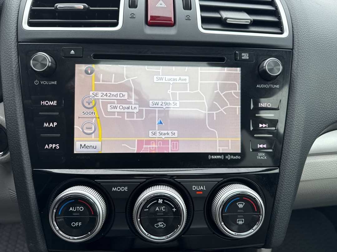 2016 Subaru Forester 2.5i Touring - Image 15