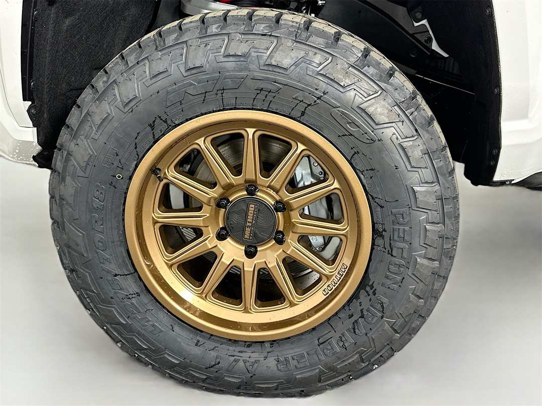 2025 Toyota Tacoma SR5 - Image 30