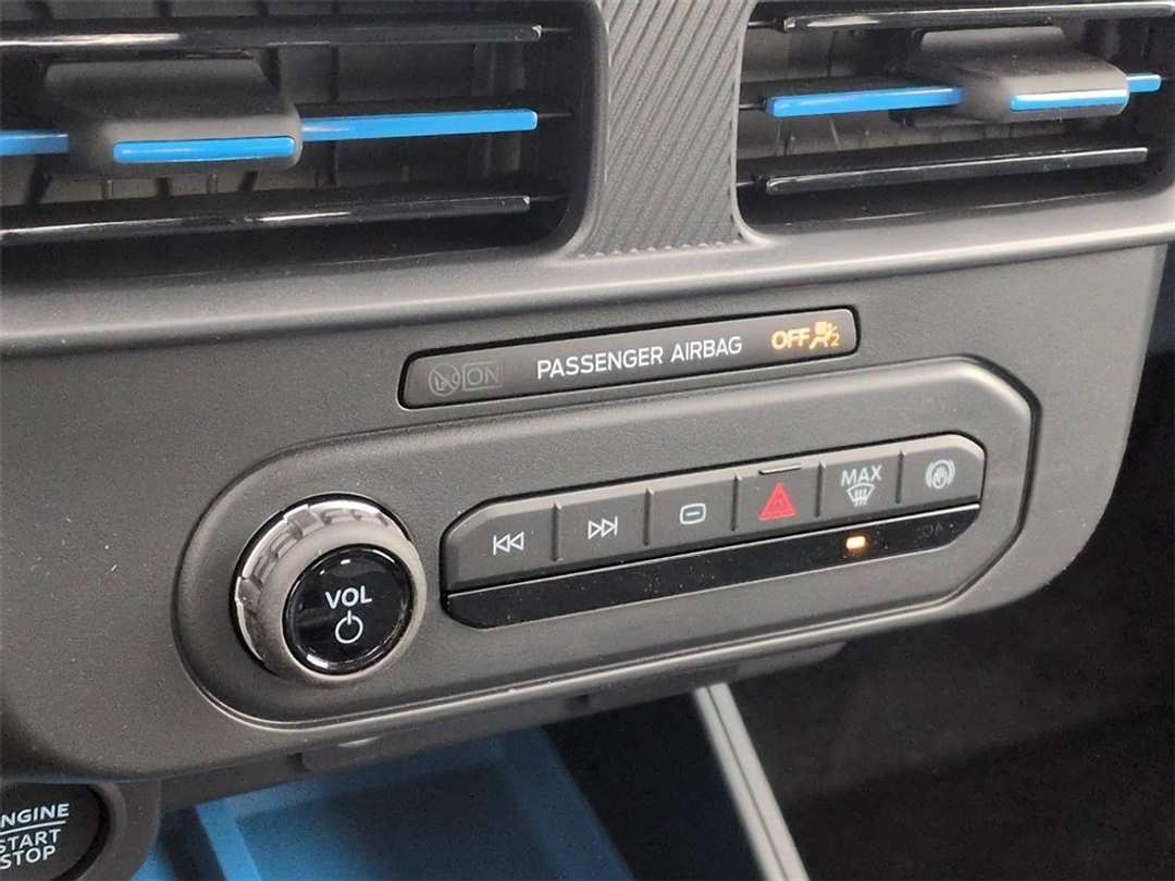 2026 Ford Maverick XLT - Image 18