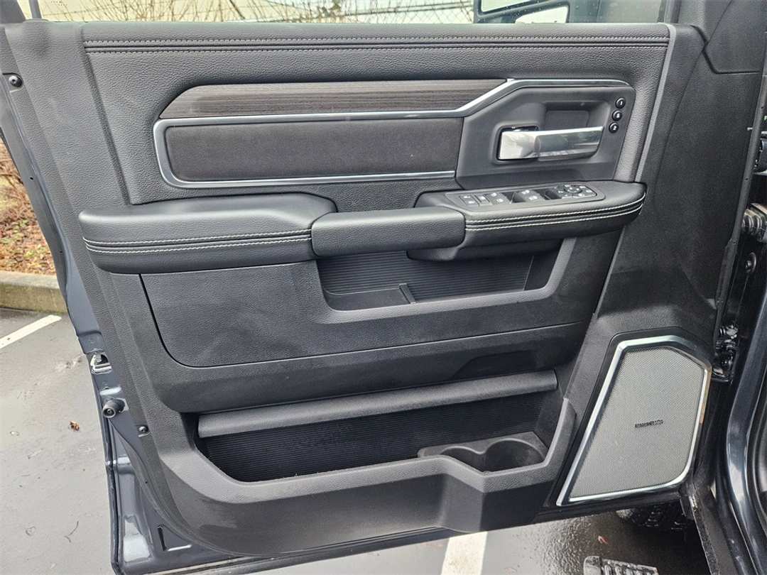 2026 Ram 3500 Laramie - Image 10