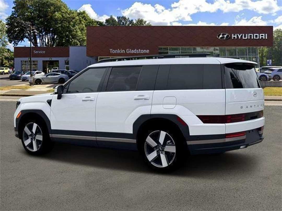 2026 Hyundai Santa Fe Limited - Image 4